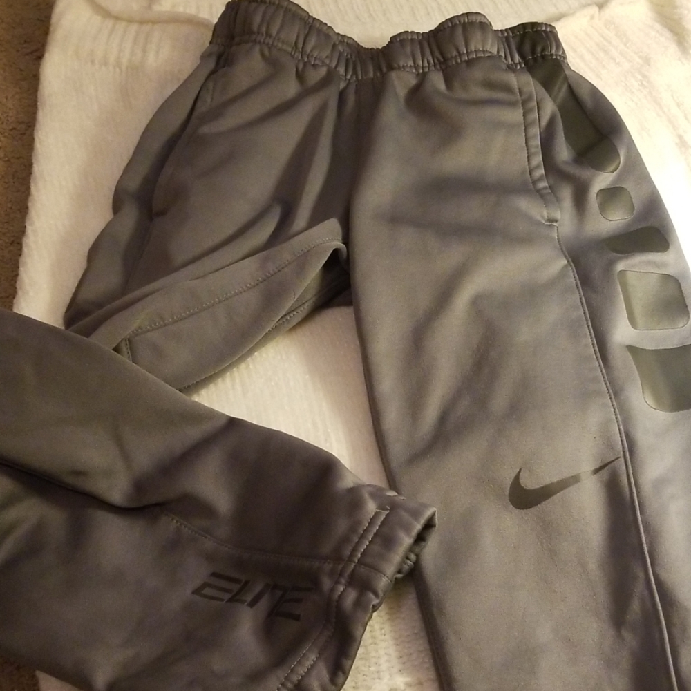 Nike joggers